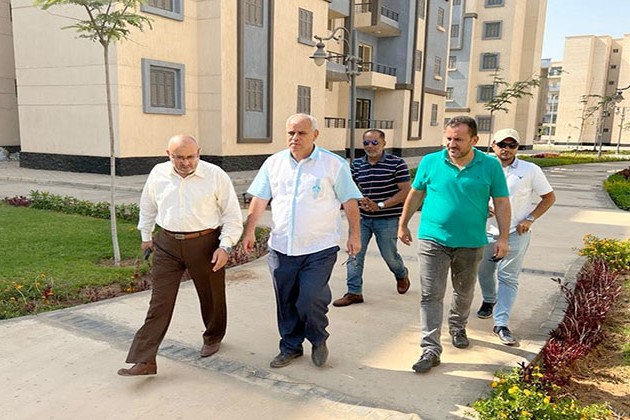 وزير الإسكان يوجه بتكثيف المتابعة الميدانية بمواقع المشروعات الجارية بالمدن الجديدة