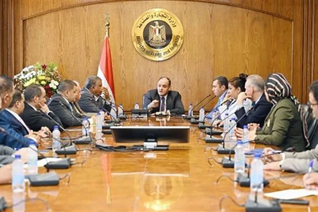 وزير التجارة يستقبل أعضاء لجنة الصناعة بمجلس النواب