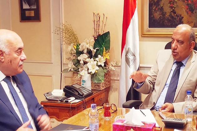 وزير قطاع الأعمال يتابع موقف تنفيذ مشروع تطوير شركات القطن والغزل والنسيج