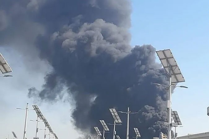 عاجل.. حريق فى كارفور بالإسكندرية والحماية المدنية تحاول السيطرة عليه