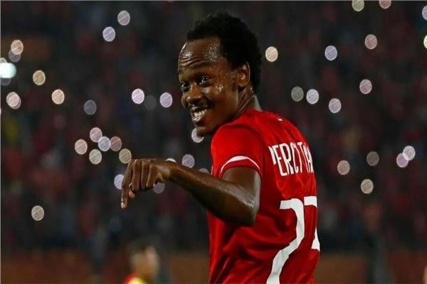 الأهلي يفسخ تعاقده مع بيرسي تاو