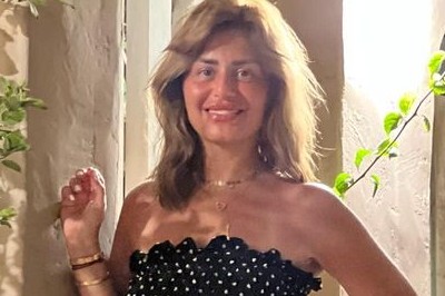 شاهد..منة فضالى بإطلالة أنثوية رائعة