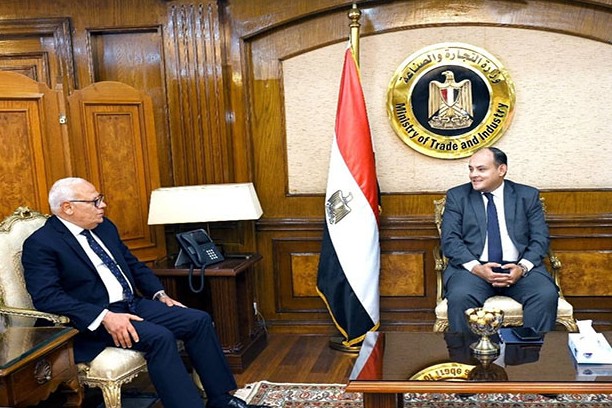 وزير التجارة والصناعة يستقبل محافظي بورسعيد والشرقية لاستعراض سبل تعزيز فرص الاستثمار الصناعي