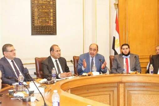 المستلزمات الطبية بالغرفة تقدم مذكرات عاجلة لوزيري المالية والتجارة