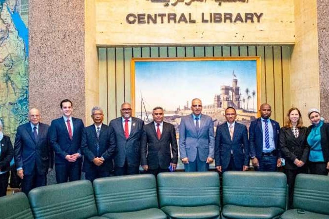 وزير الري يبحث مع نظيره بمدغشقر تعزيز التعاون بين البلدين
