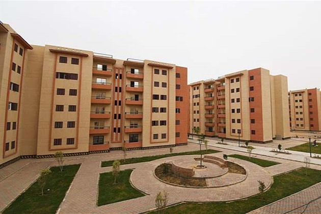 وزير الإسكان يتابع موقف تنفيذ وحدات