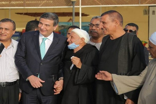 من منصة