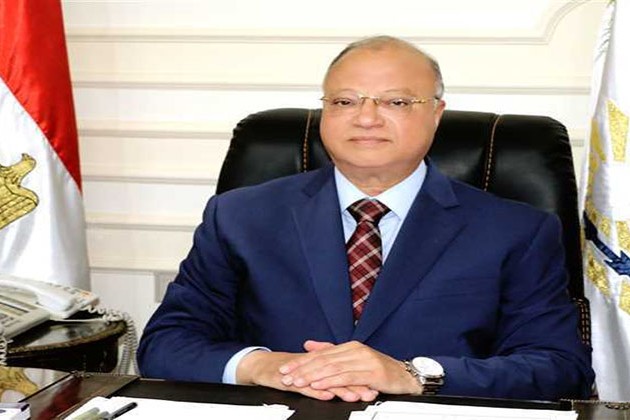 محافظ القاهرة يطلق الأتوبيس المكشوف لترويج مبادرة المشروعات الخضراء