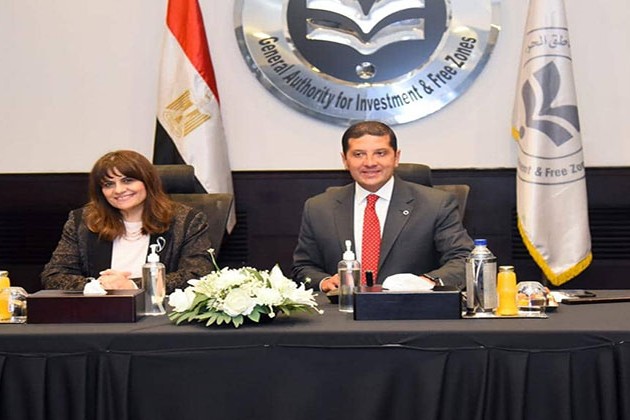 رئيس هيئة الاستثمار يلتقي وزيرة الهجرة لبحث آليات إنشاء شركة مساهمة للمصريين بالخارج