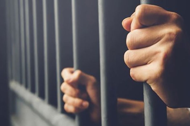 ضبط تاجر مواد مخدرة بحوزته حشيش وبانجو وسلاح فى أطفيح