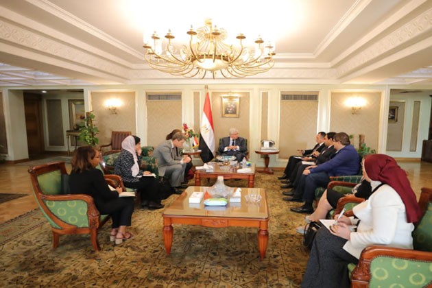 رئيس الوزراء يتابع الجدول الزمني لتنفيذ المشروعات التي تم توقيع مذكرات تفاهم