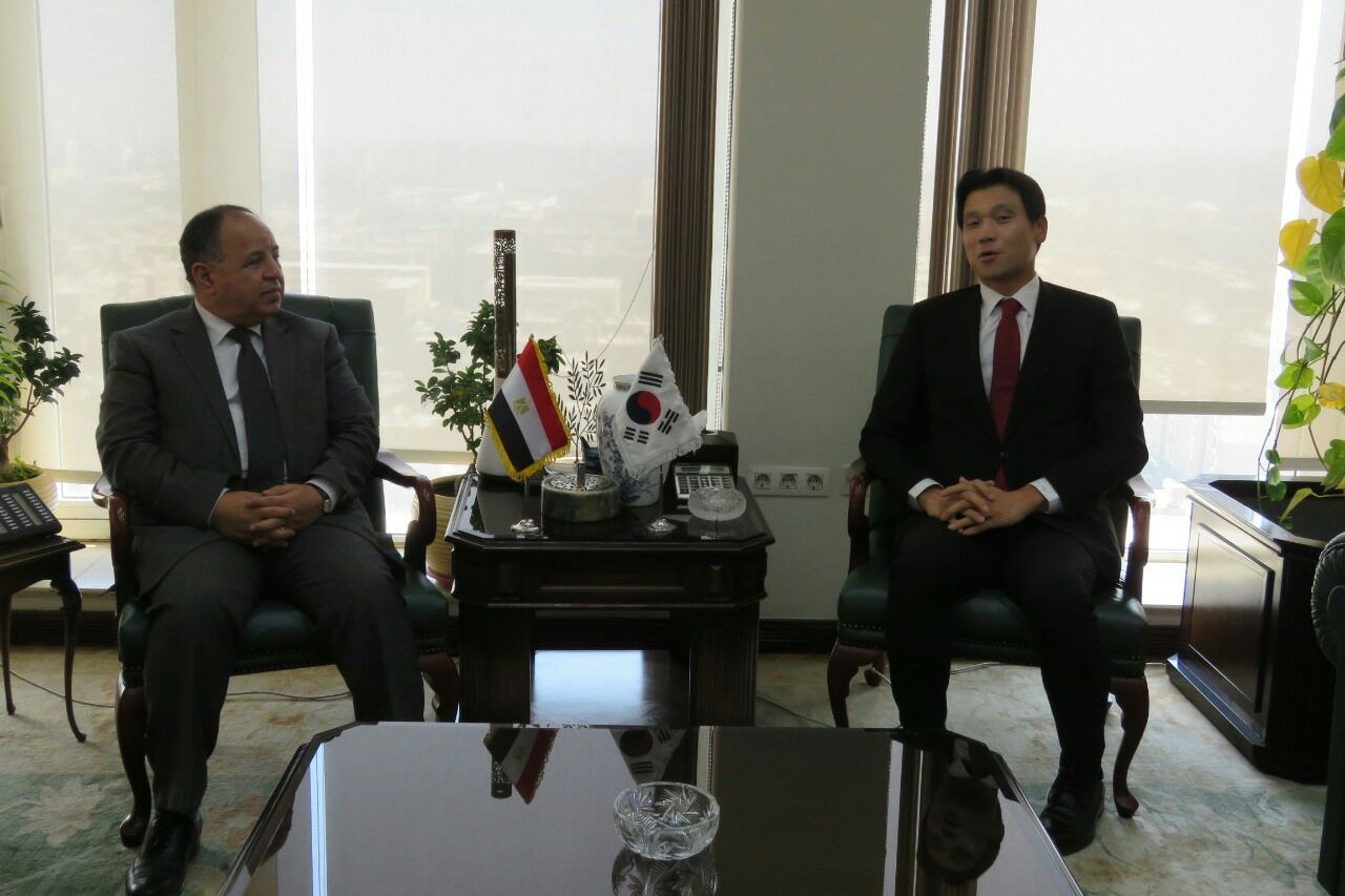 سفير كوريا الجنوبية بالقاهرة: استثماراتنا ٨٠٠ مليون دولار.. ونتطلع لمزيد من التعاون الاقتصادي