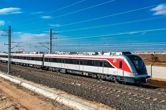 تخفيض تذاكر القطار الكهربائي 40% بدءًا من السبت المقبل