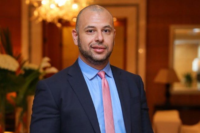 يطرحها