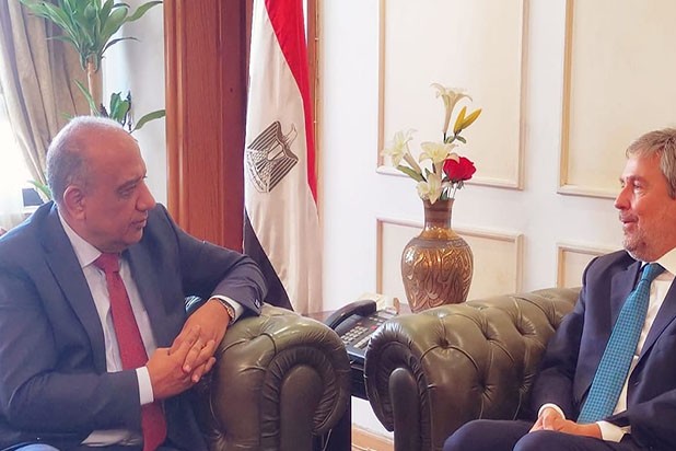 وزير قطاع الأعمال يبحث مع السفير الإيطالي تعزيز التعاون المشترك