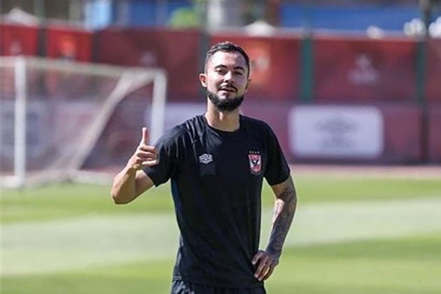 البرازيلي برونو سافيو ينتظم في مران النادي الأهلي