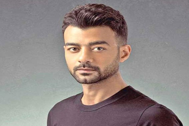 هيثم شاكر ينتهي من تسجيل أغنية جديدة