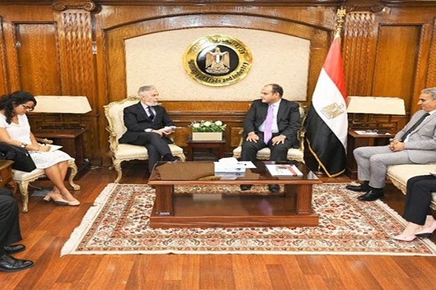 وزير الصناعة يفتتح أعمال اجتماعات الجمعية العمومية للمنظمة الإفريقية للاعتماد بالقاهرة