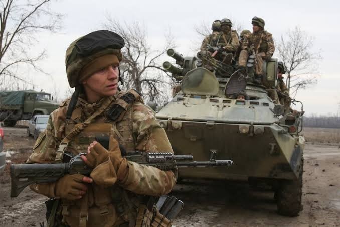 أوكرانيا: مقتل 23 شخصا وإصابة 28 في هجوم روسي على قافلة بمدينة زابوريجيا